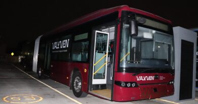 Inician las pruebas de los autobuses articulados 100% eléctricos del Sistema de Transporte Va y Ven