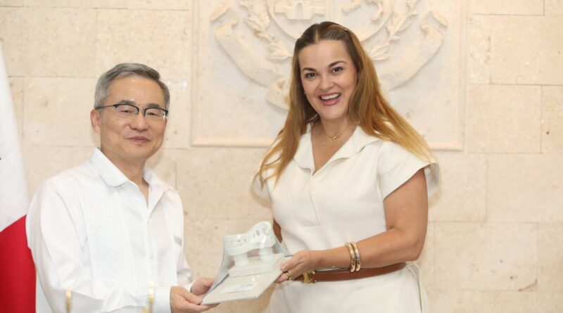 Ayuntamiento recibe la visita del embajador de Corea del Sur en México