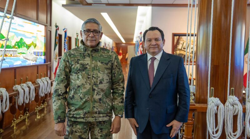 Revisan avances del Puerto de Altura de Progreso