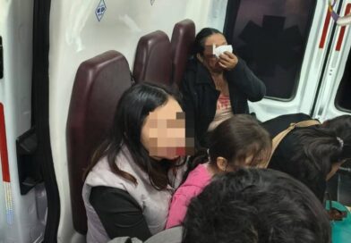 CHOQUE ENTRE VAN Y AUTO DEJA VARIOS LESIONADOS 