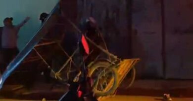 LESIONADA GRAVE TRAS SER EMBESTIDO SU MOTOTAXI 