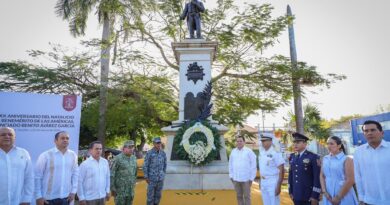 Conmemoran 220 aniversario del natalicio de Benito Juárez 