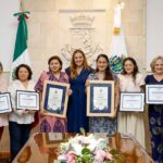 Cecilia Patrón da nombramientos a primeras cronistas de Mérida