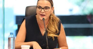 Participa Cecilia Patrón en mesa de trabajo con Claudia Sheinbaum 