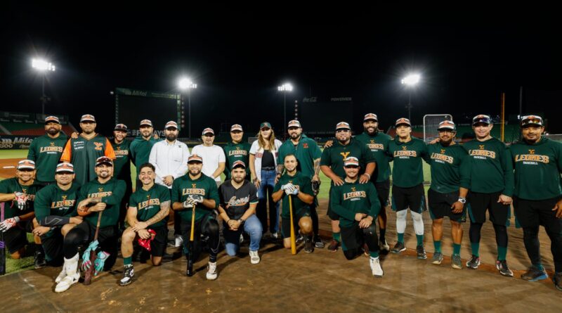 CECILIA PATRÓN RESPALDA A LEONES DE YUCATÁN