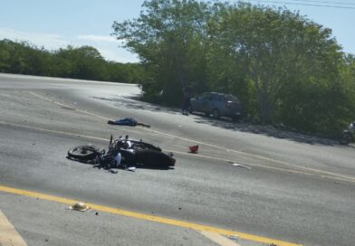 MU3R3 MOTOCICLISTA TRAS BRUTAL ENCONTRONAZO