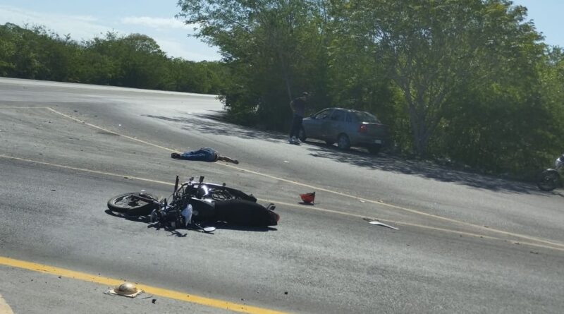 MU3R3 MOTOCICLISTA TRAS BRUTAL ENCONTRONAZO