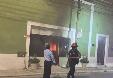SE INCENDIA PANADERÍA EN EL CENTRO DE MÉRIDA
