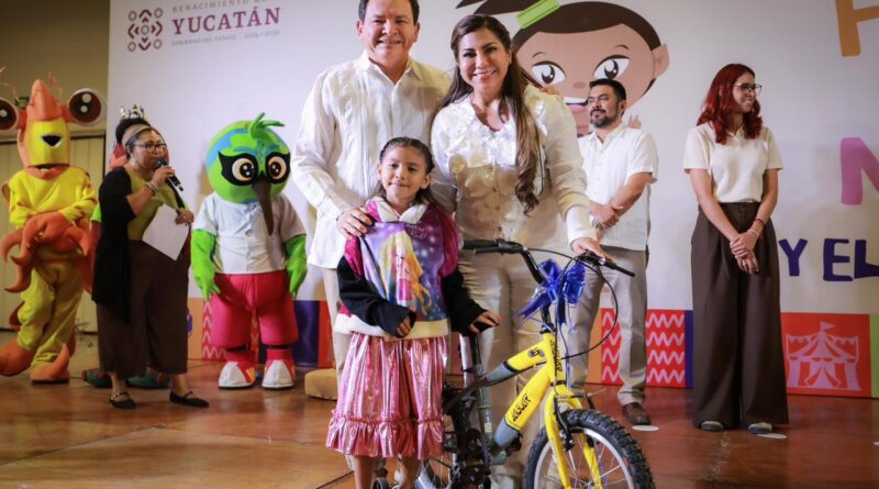 Celebran a infancias con festival familiar en el Siglo XXI