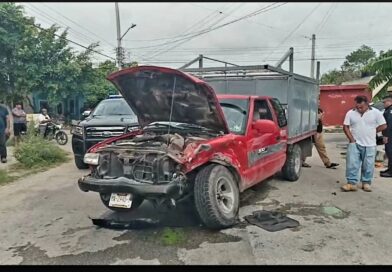 FUERTE CHOQUE DEJA VARIOS LESIONADOS
