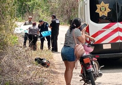 DOS MOTOCICLISTAS LESIONADOS TRAS CHOCAR EN UNA CURVA