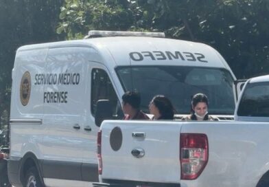 FUERTE OPERATIVO EN CECYTEY POR PRESUNTO HALLAZGO EN BAÑO