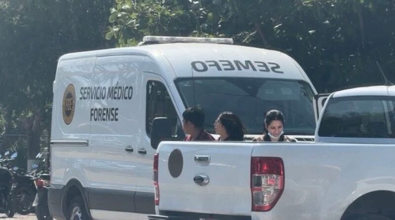 FUERTE OPERATIVO EN CECYTEY POR PRESUNTO HALLAZGO EN BAÑO