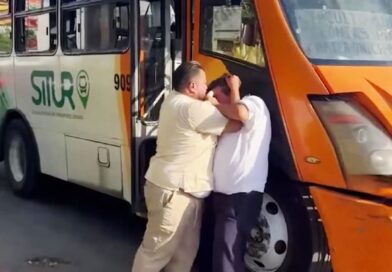 CHOFERES DEL TRANSPORTE PÚBLICO TERMINAN A JALONES DE PELO
