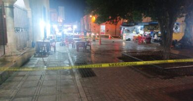 DETENIDO TRAS ATACAR A TAQUERO Y A UNA AGENTE