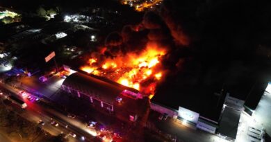SSP ATIENDE INCENDIO EN COMERCIO UBICADO EN EL PERIFÉRICO DE MÉRIDA