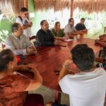 ontinúan mesas de diálogo con artesanos en Chichén Itzá