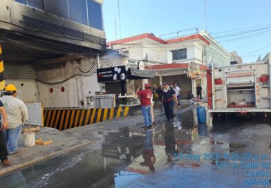 INCENDIO EN PUESTO DE ZAPATOS EN EL CENTRO
