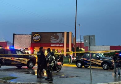 EMPLEADO SUFRE DESCARGA ELÉCTRICA EN PLAZA CANEK