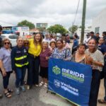 Cecilia Patrón supervisa la repavimentación de la Avenida Canek