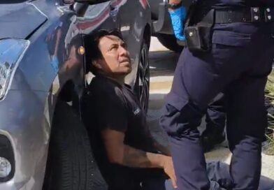 UN LESIONADO EN SEMÁFORAZO ENTRE  AMBULANCIA Y AUTOMOVILISTA
