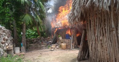 INCENDIO CONSUME VIVIENDA EN PETO