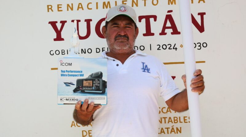 Continúa entrega de equipos del programa Seguridad en el Mar