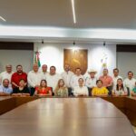 Gobernador Joaquín Díaz Mena dialoga con todas las fuerzas del Congreso antes de presentar el Plan Bienestar Metropolitano