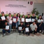 Ieaey entrega certificados a más de 400 personas del sur de Yucatán
