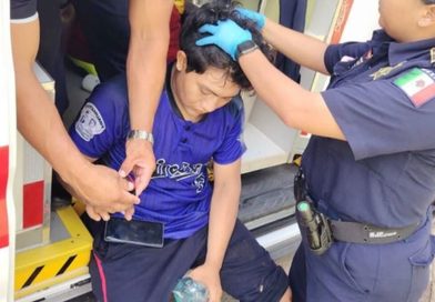 MENOR OCASIONA ACCIDENTE AL MANEJAR MOTOTAXI EN XMATKUIL
