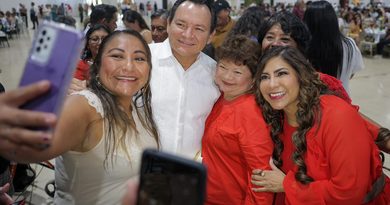 Gobernador Joaquín Díaz Mena reconoce a más de 3,800 trabajadoras y trabajadores de apoyo a la educación