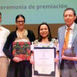 Libro sobre bordado maya de Yucatán recibe mención honorífica en premio nacional del INAH
