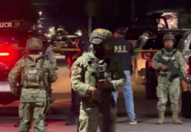 CAE PRESUNTO NARCOMENUDISTA DURANTE CATEO EN MOTUL