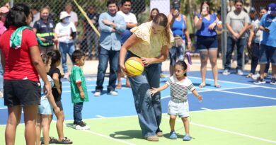 Entrega Cecilia Patrón nuevos parques