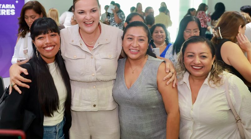 Las mujeres meridanas cuentan conmigo para iniciar y concluir una carrera universitaria: CPL