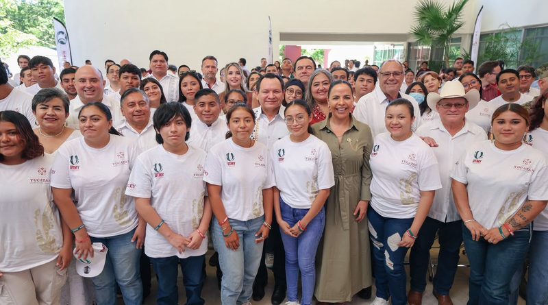 Renacimiento Maya cumple: inicia actividades la Universidad Tecnológica del Mar de Yucatán