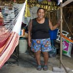 Mujer de Teya convierte el urdido de hamacas en sustento para su familia