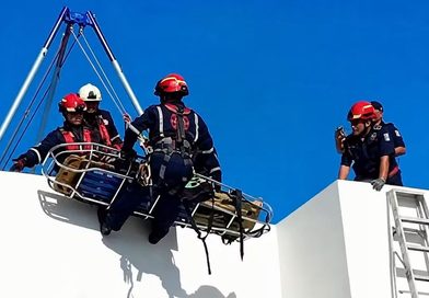 DESCARGA ELÉCTRICA DEJA A TRABAJADOR HERIDO EN UN TECHO