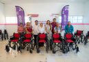 Entrega DIF sillas de ruedas para facilitar la movilidad de personas en Temozón