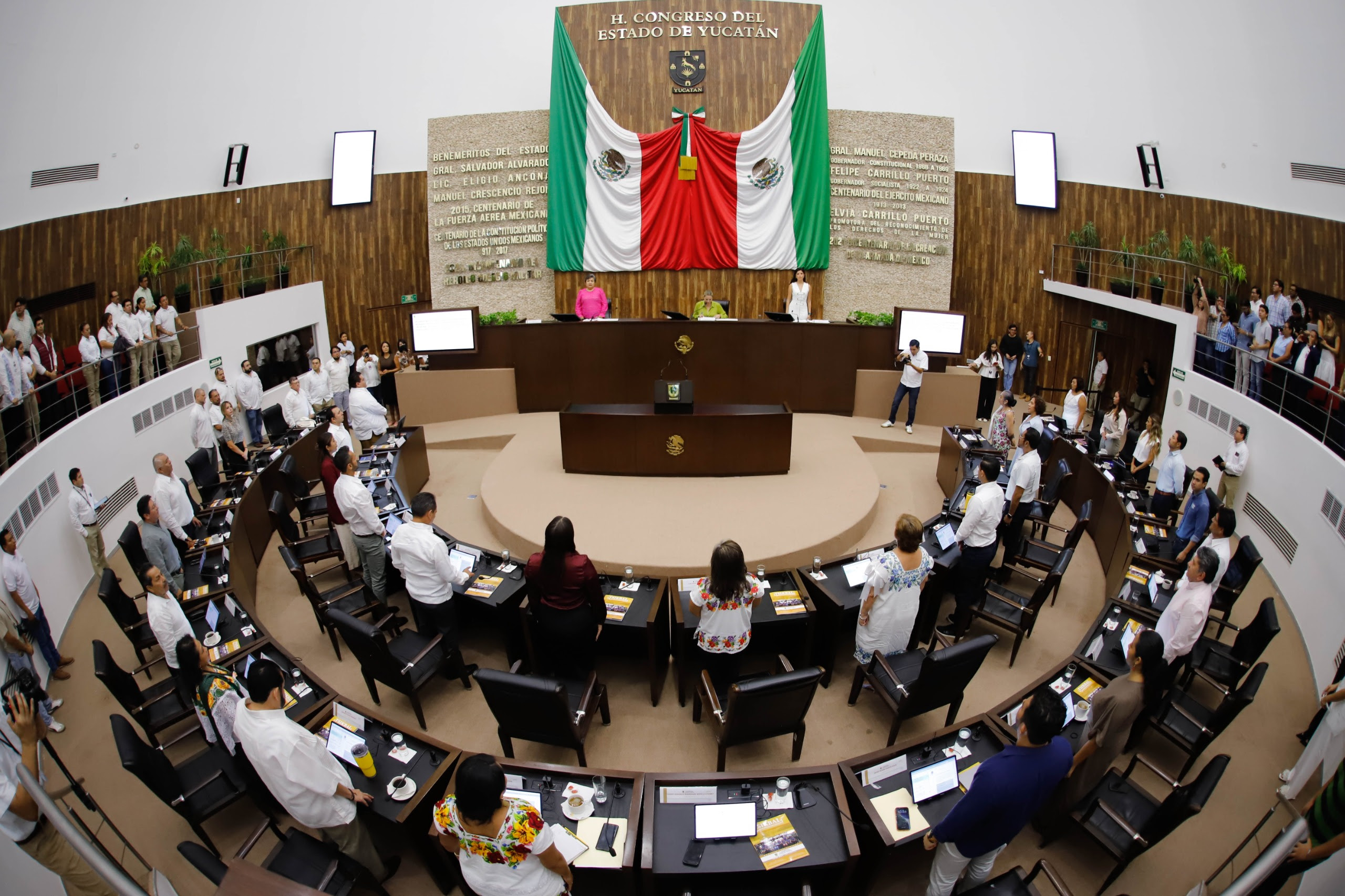 Congreso de Yucatán inicia tercer año de ejercicio constitucional