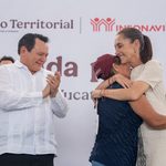 Guadalupe no alcanzaba el puntaje del Infonavit; hoy la Presidenta le entregó las llaves de su casa: 432 viviendas en Umán