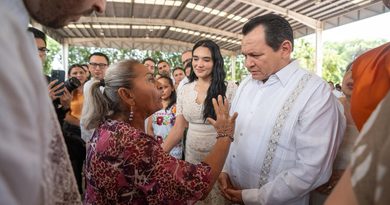 Pensión resuelta por el Issste, adeudo condonado y pozo en reparación: la atención a doña Josefina, día por día